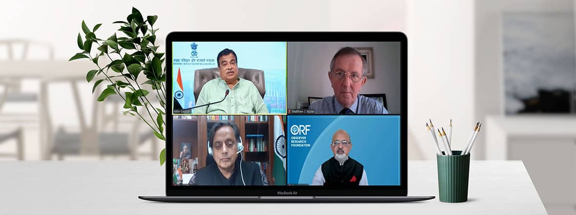 From upper left clockwise: Hon. Nitin Gadkari, Minister for Road Transport and Highways gives Inaugural Address; Hon. Matthew J Nolan, Treasurer, AirQualityAsia; Mr. Sunjoy Joshi, Chairman, Observer Research Foundation; Hon. Dr. Shashi Tharoor, MP, Board member, AirQualityAsia